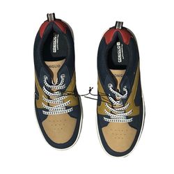 New Women’s Sneakers. Coniglio tan, red, blue size 7. No tie laces