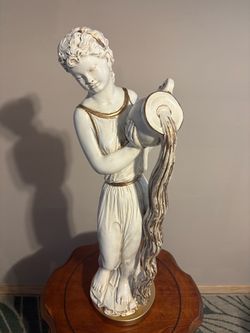 Collectible Grecian statue