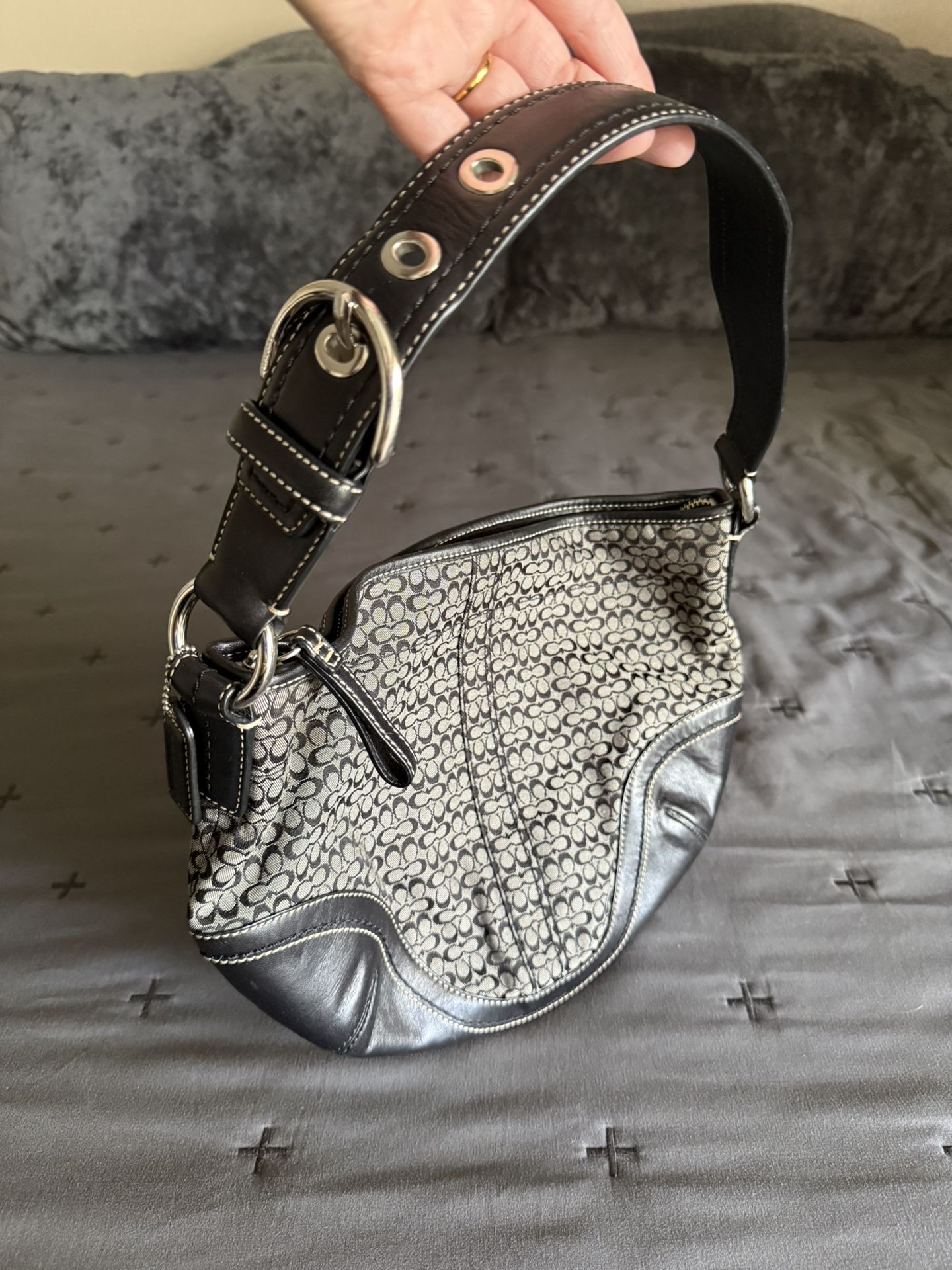 Y2K Vintage Coach Shoulder Bag