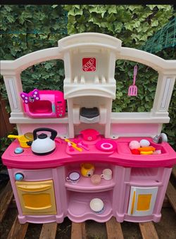 Play Kitchen