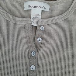 Size 1X Waffle Henley!