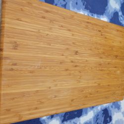 Beautiful Cutting Board (Heavy) 21.5" X 13.5" Never Used