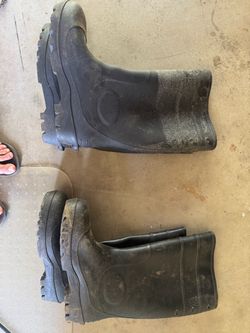 Rubber boots