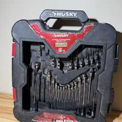 Husky 34 piece combination wrench set