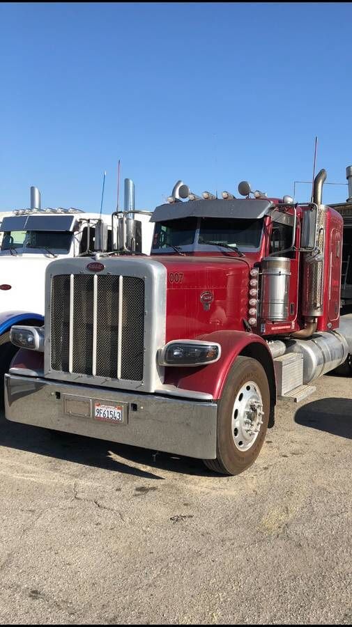 Selling 2012 Peterbilt 388 End Dump (Excellent Condition)