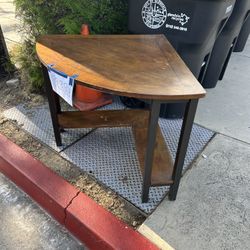 Free table!