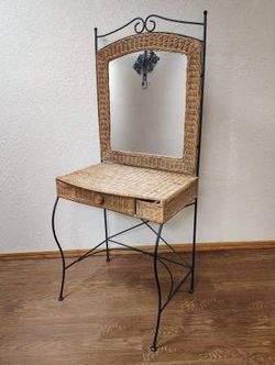 1960s/70s Iron Wicker Vanity Makeup Table + Mirror 29×27