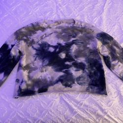 tie dye cropped ish crew neck size s
