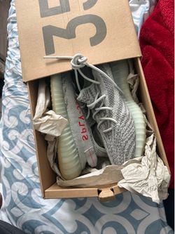 Yezzy blue tint sz10.5