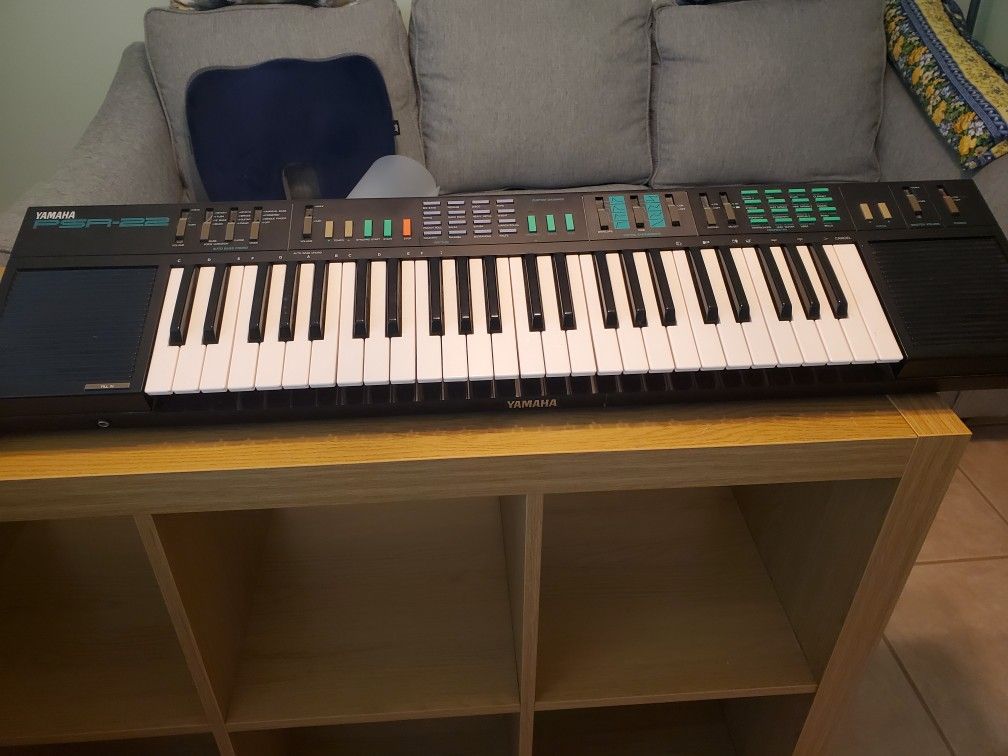 Yamaha PSR 22 Keyboard