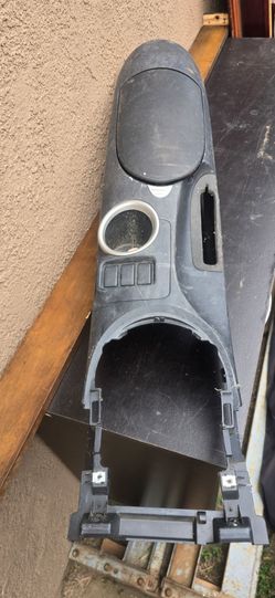 370z center console
