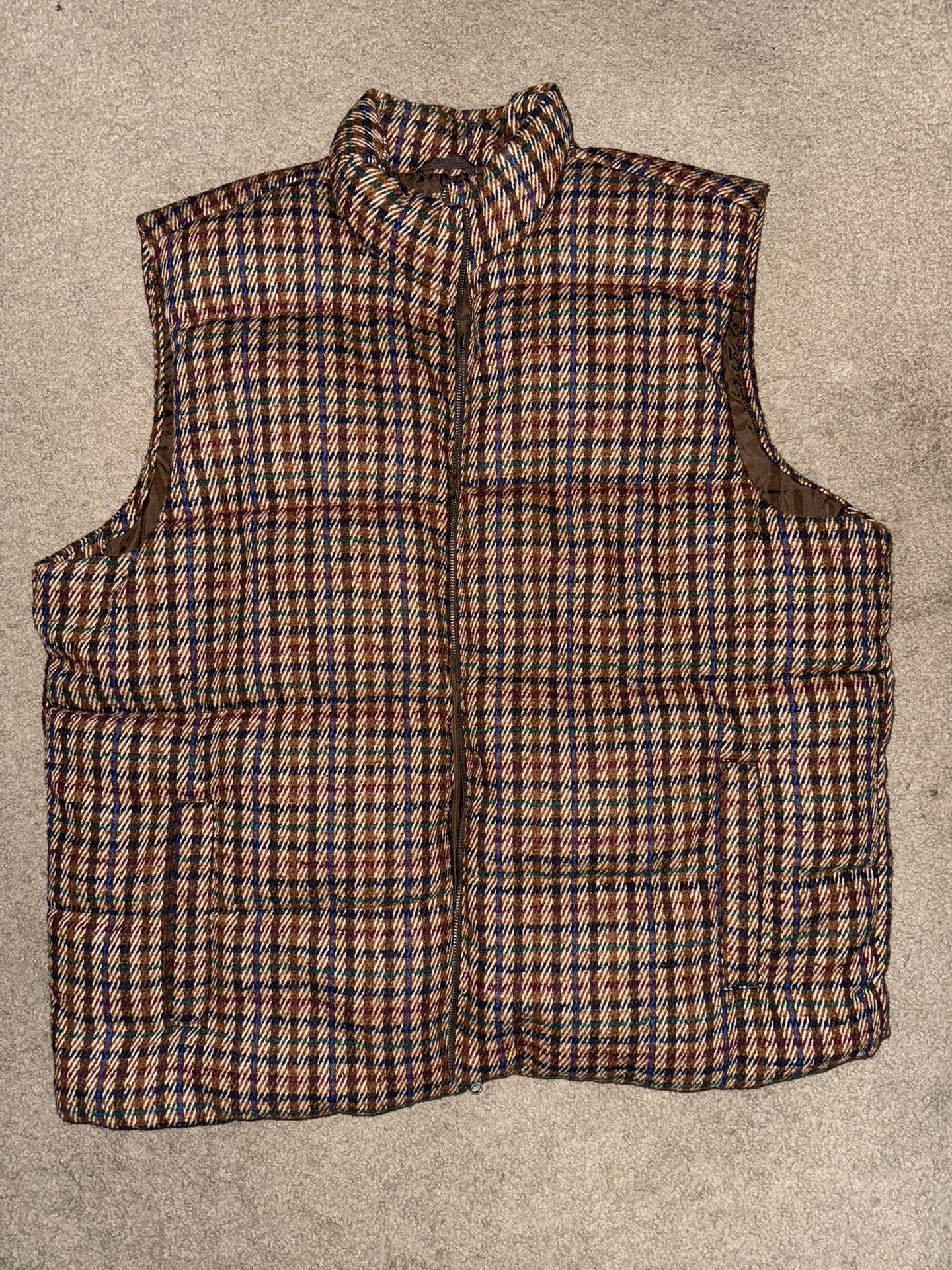 *Still Available* Big Men’s 3X Puffer Vest Worn Once! Like New! Buy More Than 1 Item & I’ll Give You A Deal Make Me A Reasonable Offer!!