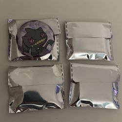 Pokémon Chinese Exclusive Badge Pin 