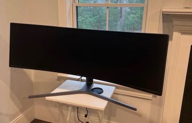 Ultrawide Samsung 49" Odyssey G9 Curved Office Gaming Monitor