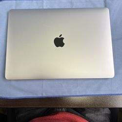 Like New 13” Apple MacBook Air With Touch ID