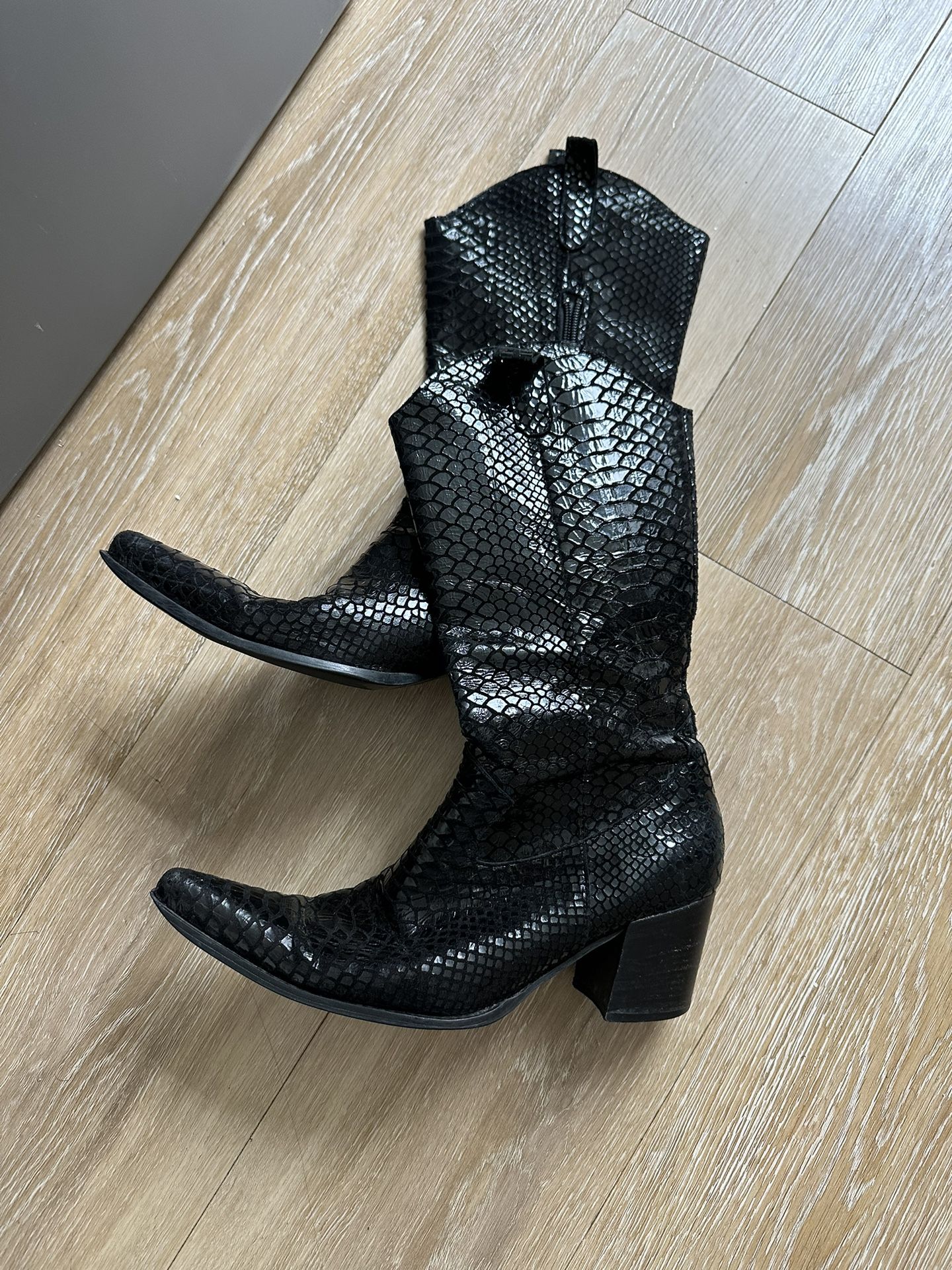 Sparkling Cowboy Boots