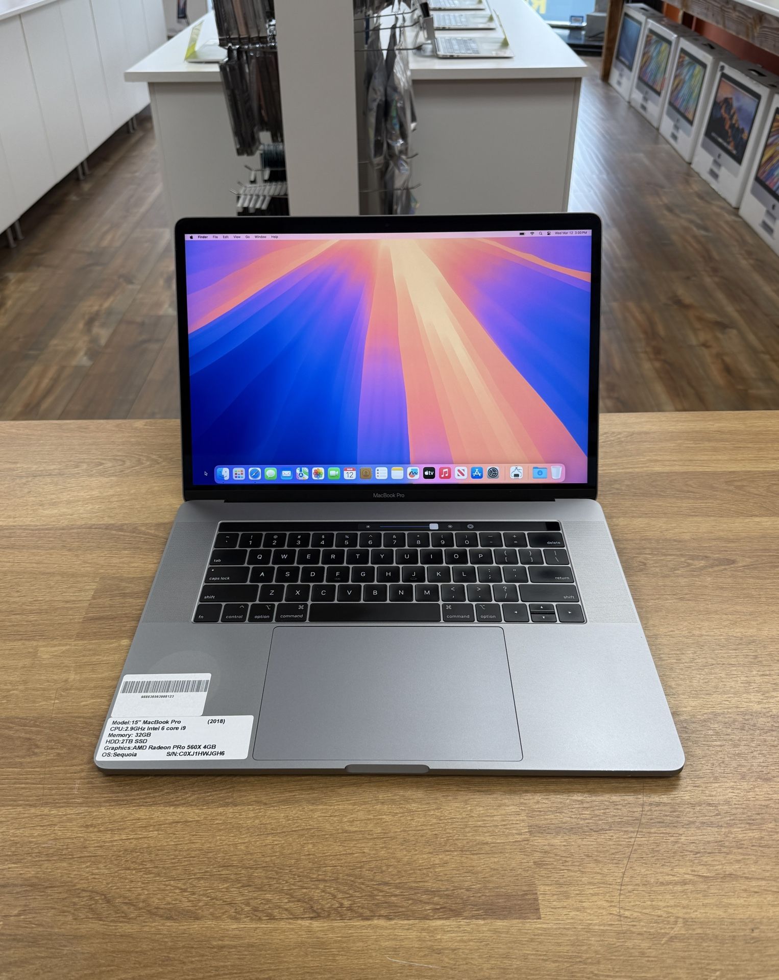 15 Inch MacBook Pro Touchbar 32GB RAM*2TB Intel Core - Main Image