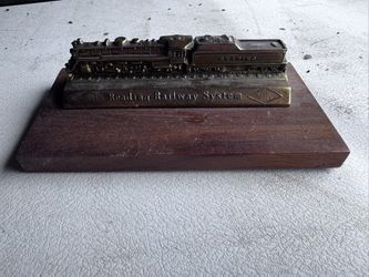 Reading Railway System Bronze Paperweight w/ 4-8-4 T-1 Northern 2100 Locomotive