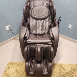 Deluxe Heated Zero Gravity Massage Chair