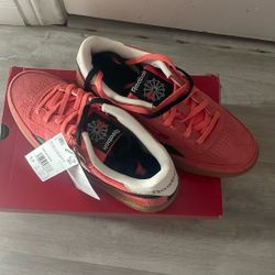 Brand New Reebok Club C Revenge Boys Size 4.5