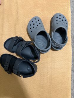 Toddler crocs size 9c