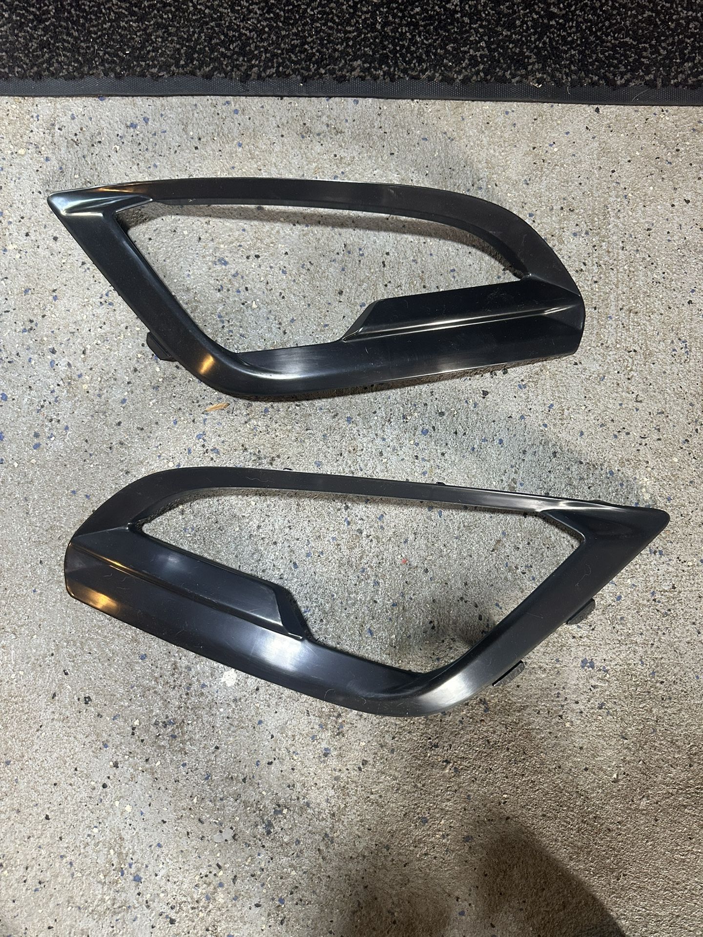 NEW 2018-2022 FORD ECOSPORT FRONT LEFT AND RIGHT SIDE FOG LIGHT LAMP COVERS