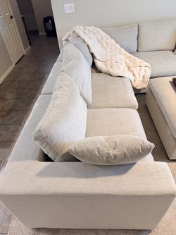 Thomasville Lowell 6-Piece Modular Sectional – Excellent Condition