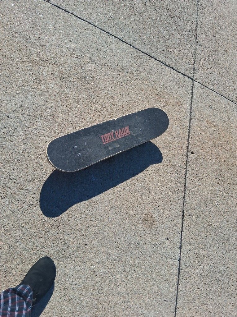 Tony Hawk Skateboard 