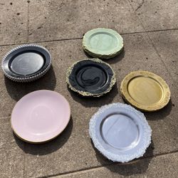 Decorative Plates, Tablecloths/Napkins Set