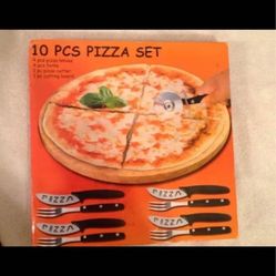 Fun 10 Piece Pizza Set~Board~Cutter~Forks~Knives~Never Used