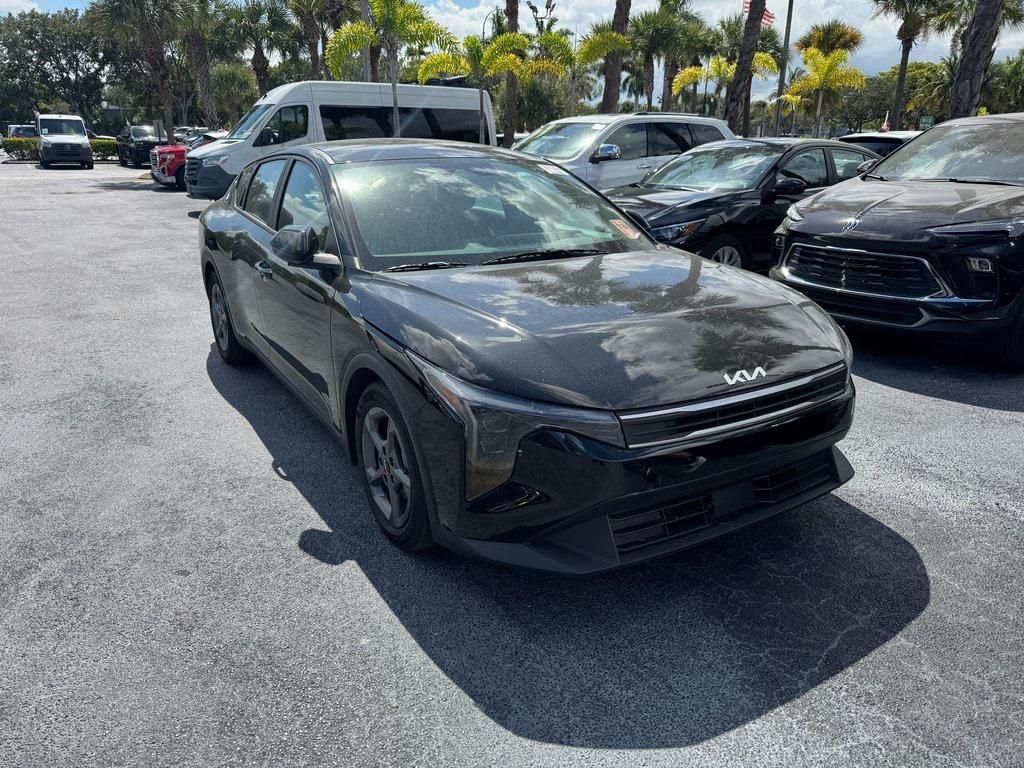 2025 Kia K4