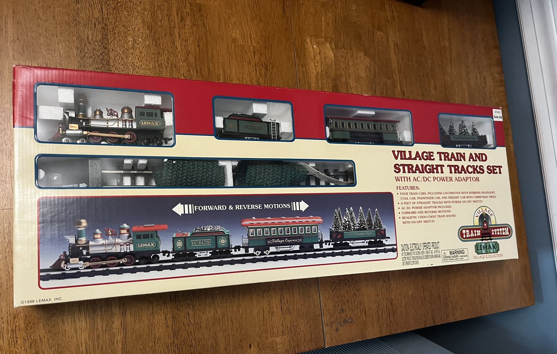 Lemax Christmas Village Train Set