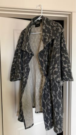 Women’s small / young girls large cloak