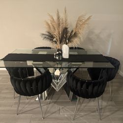 Dining Room Table With 6 Chairs