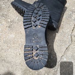 BLACK  TIMBERLAND  BOOTS 