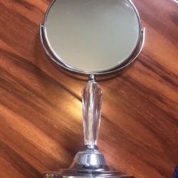 Makeup Mirror Stand