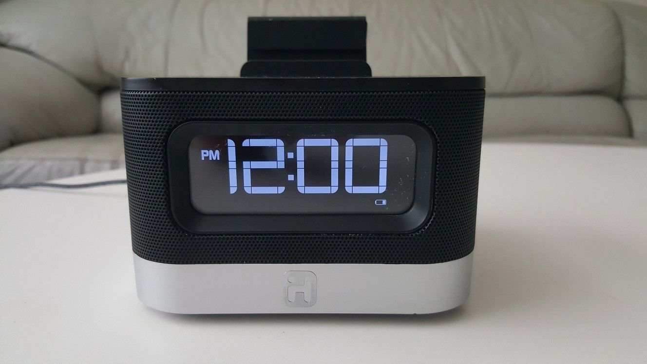 ihome radio/alarm clock & speaker 