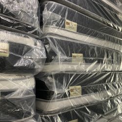 💫BRAND NEW MATTRESS 💫 ❇️BEST PRICES IN TOWN 💰💰 ✳️GREAT QUALITY 💯 ❇️ALL SIZES AVAILABLE 🛏 ➡️MEMORY FOAM 🛏 ➡️PILLOW-TOP🛏 ➡️REGULAR🛏 🔹WARRANT