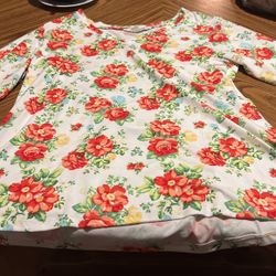  New Pioneer woman Shirt Size Small 