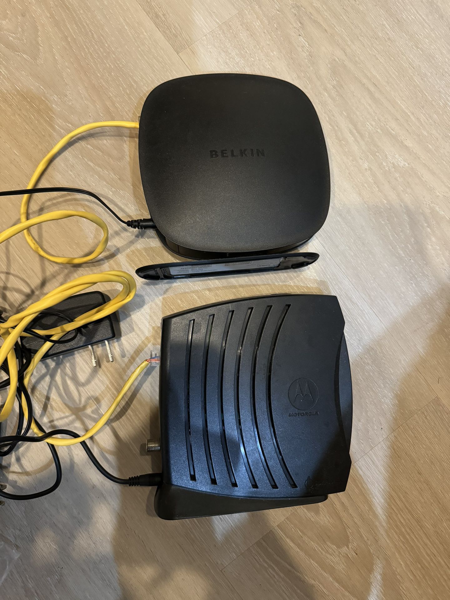 Belkin router N150/ Motorola modem SB5101