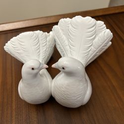 Lladro Couple Of Doves
