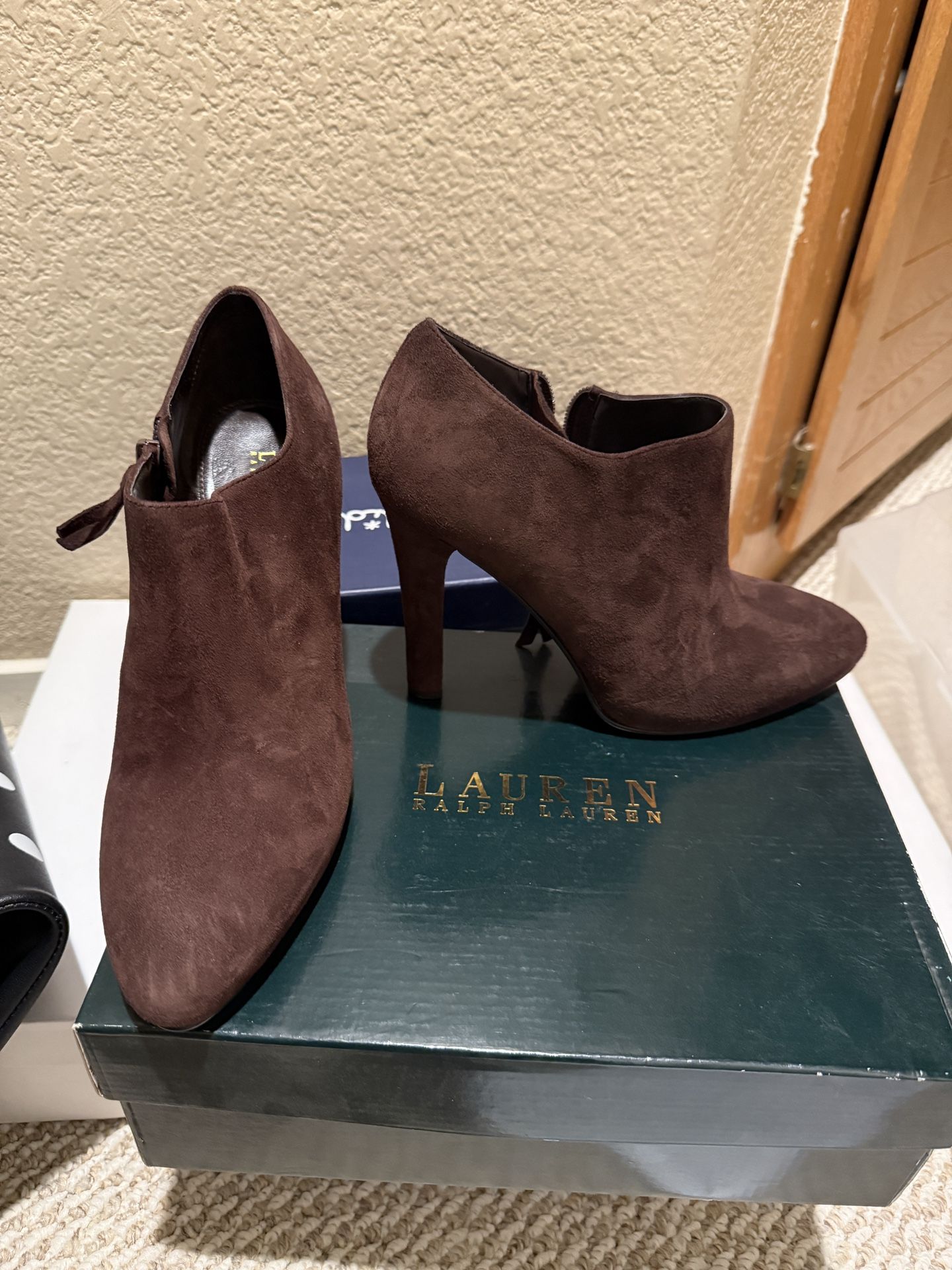 Ralph Lauren Boots Size 8B New