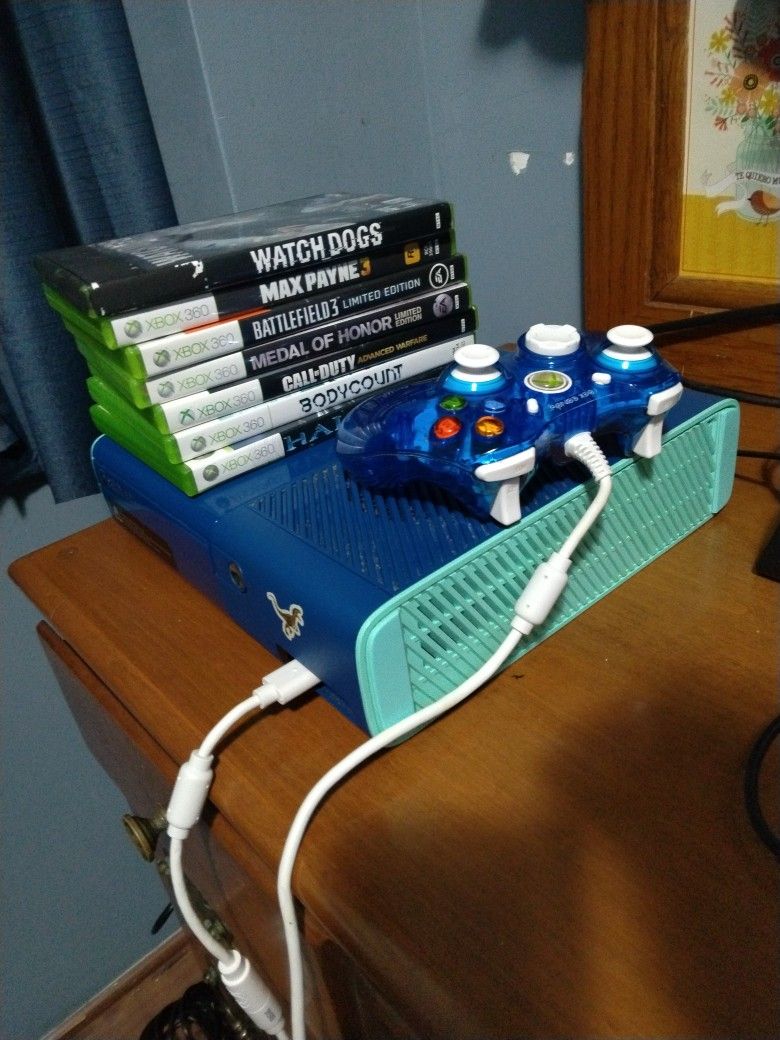 Blue Xbox 360 With Rock Candy Controller And 7 Games