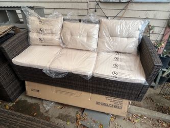Wicker Style Patio 3-Seat Sofa