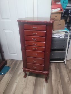 Jewelry organization