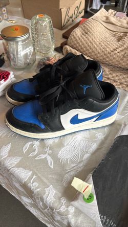 Air Jordan 1 Low Royal Blue Sneakers