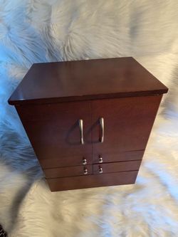 Lori Greiner Makeup Jewelry Organizer Box