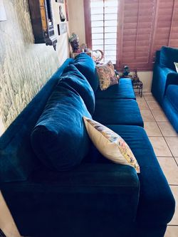 3 piece blue velvet living room set