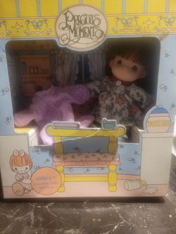 Precious Moments Abbey's Precious moments Little Kitchen Doll Set