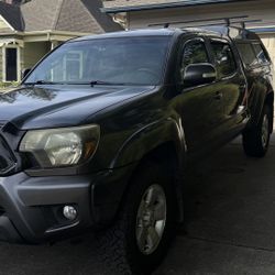 2014 Toyota Tacoma Double Cab 4x4 Long Bed + LEER High-Rise Camper Shell w/ rack